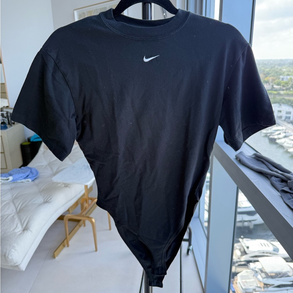 Nike Men's Black T-Shirt